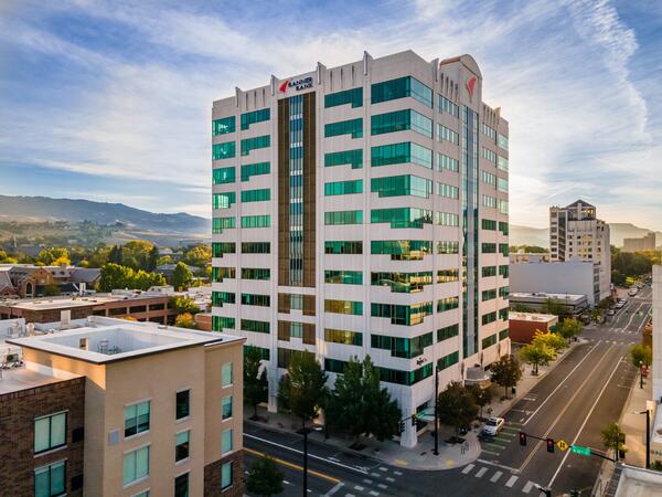 NobleProg Training Place, City  Boise, ID - Regus - Boise Downtown